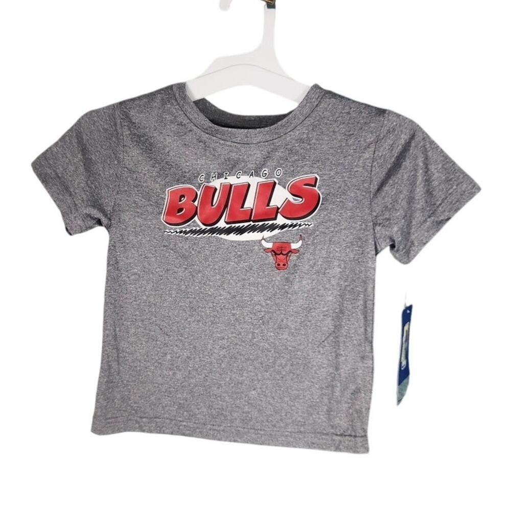 Chicago Bulls short sleeve NWT size 3T